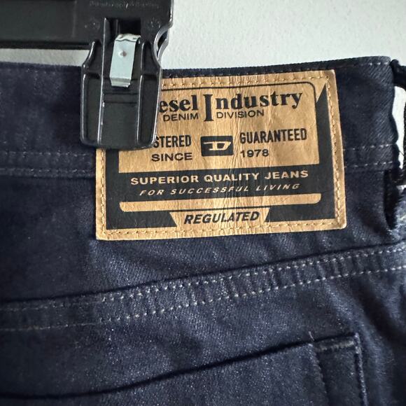 New Diesel Zatiny Bootcut Denim Jeans Dark Blue Rinse Button Fly US Sz 36x30 - Picture 6 of 13